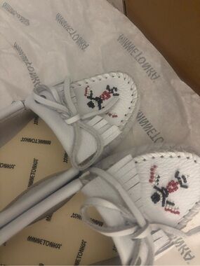 Minnetonka White Leather Moccasins with Red & Black Beaded Flowers